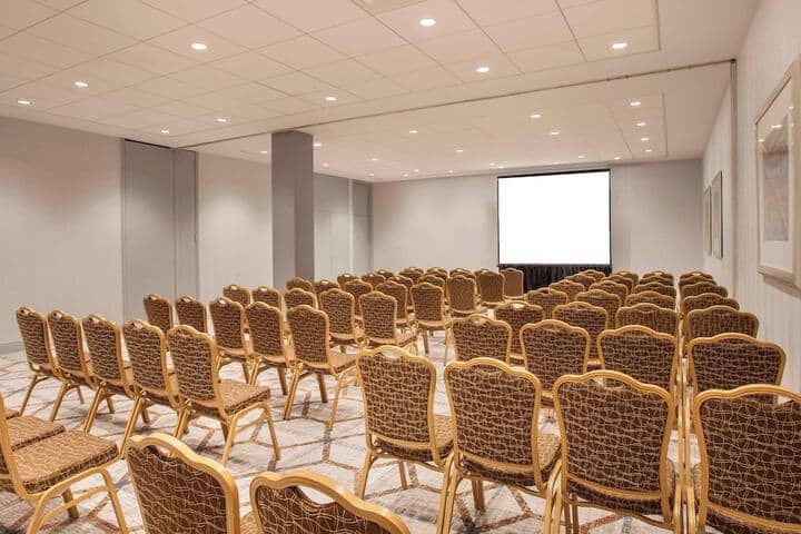 Meeting facility